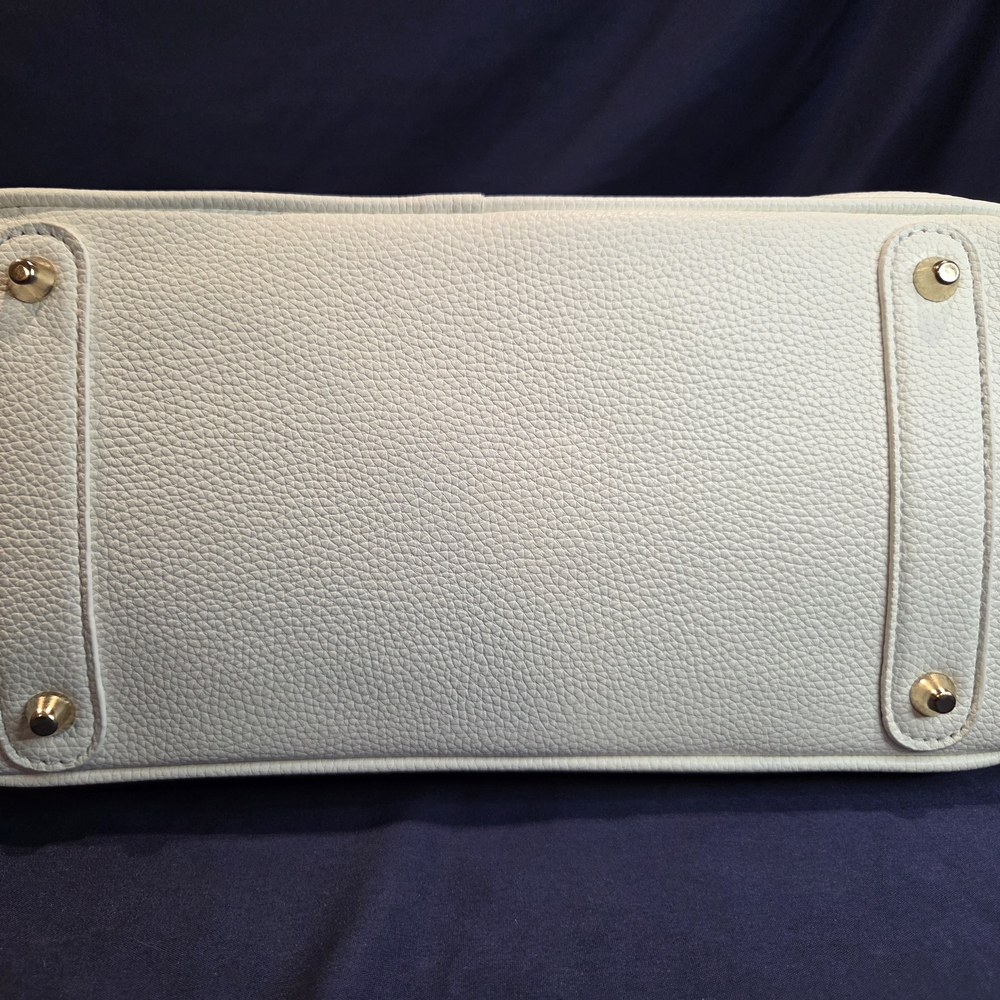 Elegant White Top-Handle Satchel Bag - Picture 4 of 10